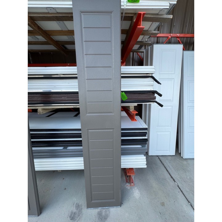 8X8 Amarr TerrraTone un-Insulated Long Raised Panel With Glass