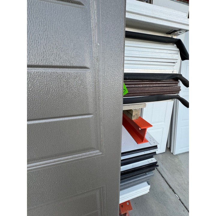 8X8 Amarr TerrraTone un-Insulated Long Raised Panel With Glass