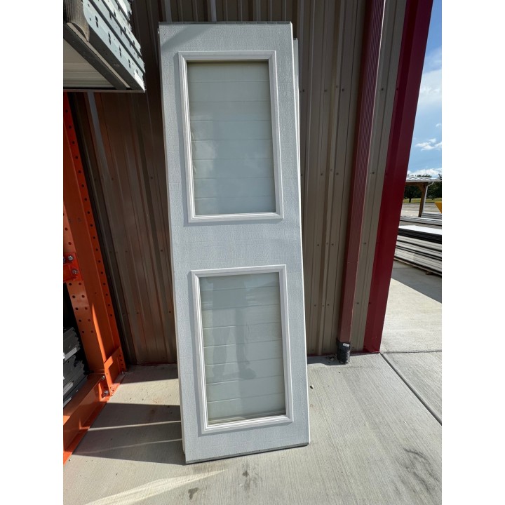 9X8 Amarr White un-Insulated With Glass