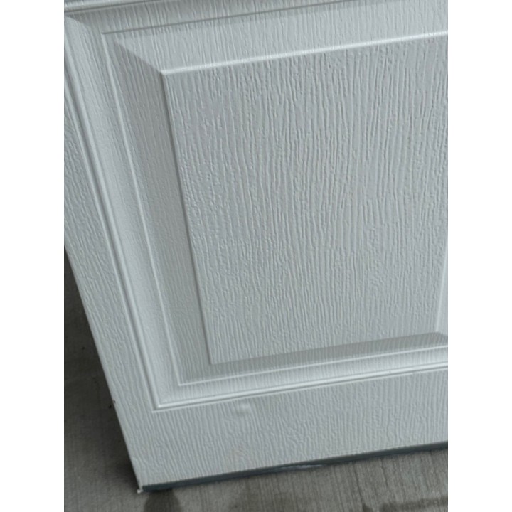 9X8 Macc White un-Insulated Short Raised Panel With Glass
