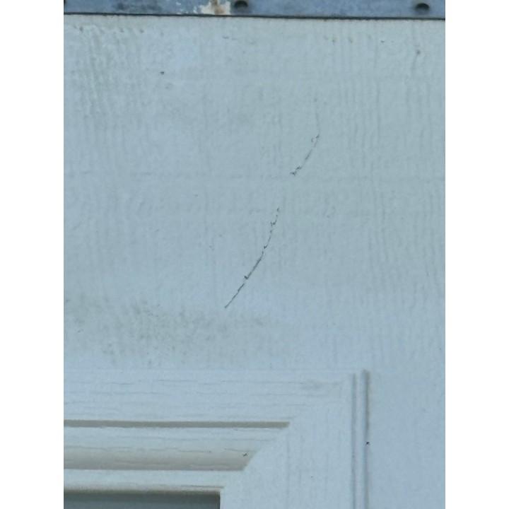 9X8 Amarr White un-Insulated With Glass Long Panel Bead Board