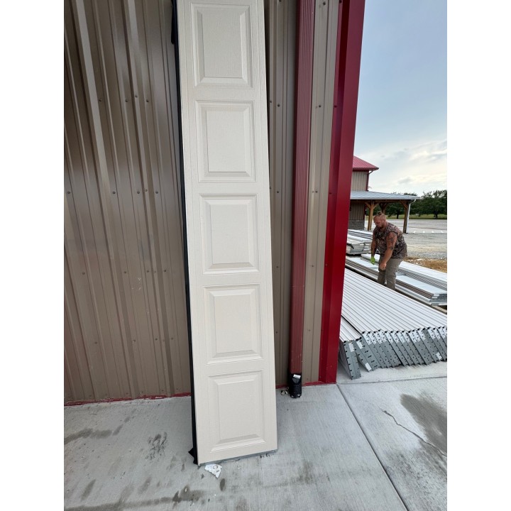 10x7 Amarr Wicker Tan un-Insulated Short Raised Panel No Glass