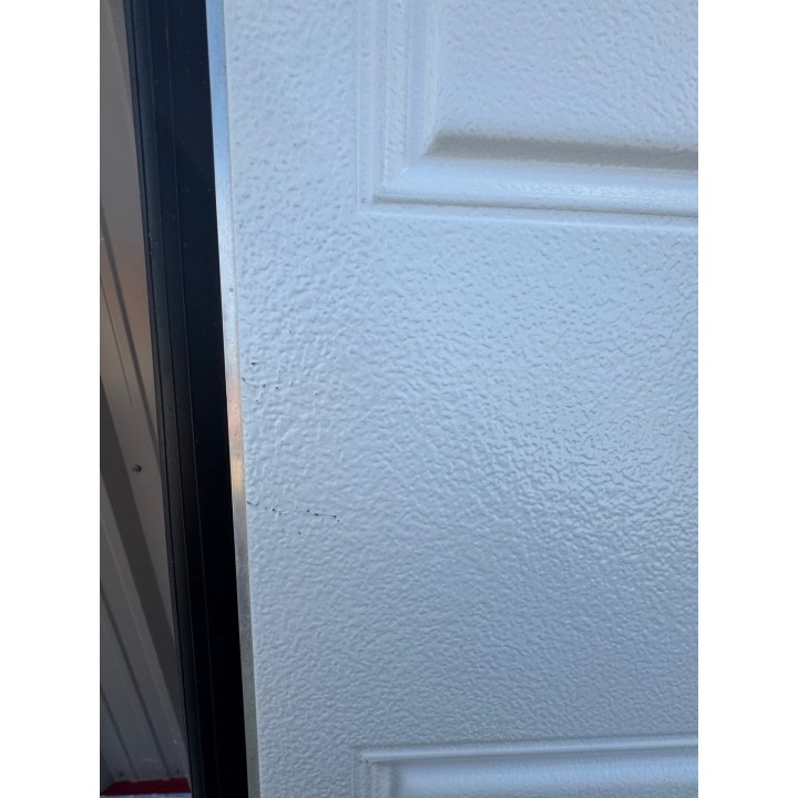 10X9 Macc White un-Insulated With Glass