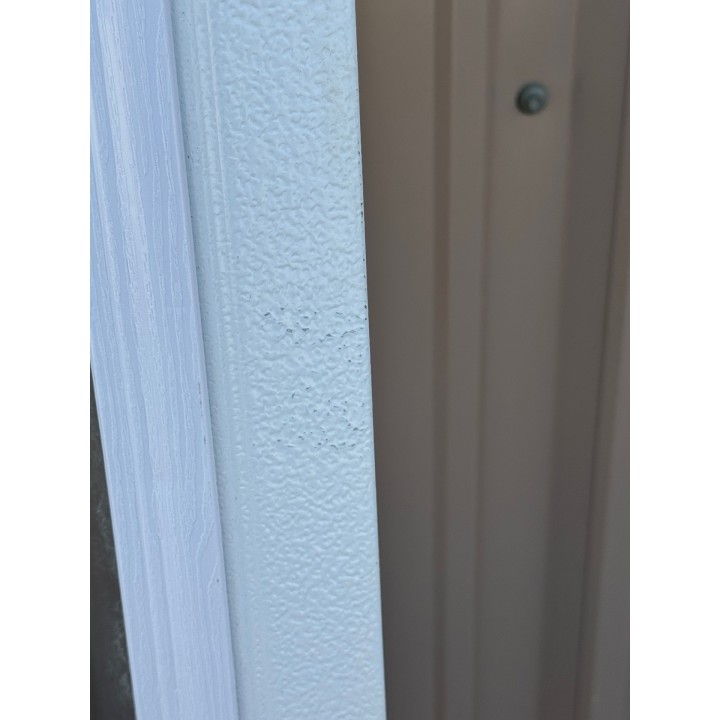 10X9 Macc White un-Insulated With Glass