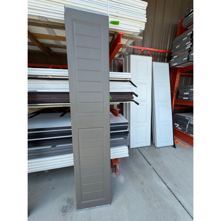 8X8 Amarr TerrraTone un-Insulated Long Raised Panel With Glass