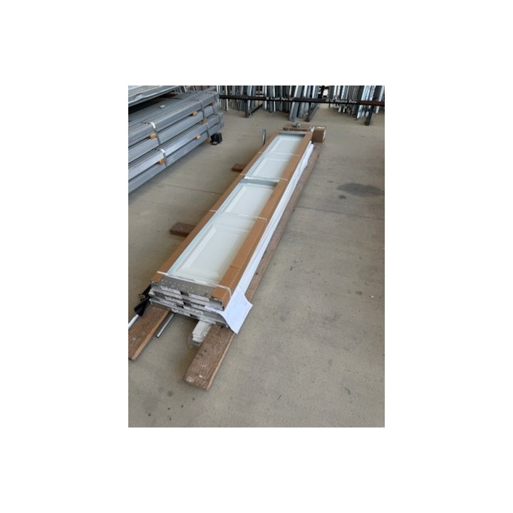 9x8 Hass White Insulated Short Raised Panel No Glass